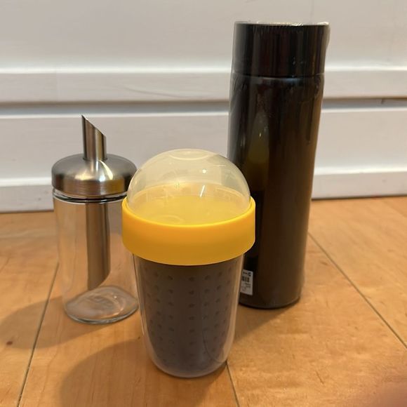 Travel Mug, Snack Cup, Sugar Dispenser - Picture 2 of 11